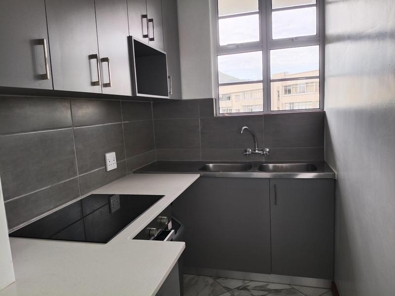 To Let 2 Bedroom Property for Rent in Cape Town City Centre Western Cape